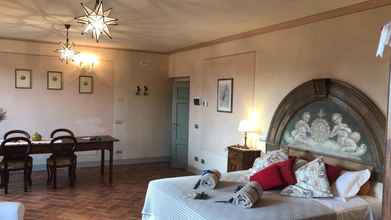 La Cantina Relais - Fattoria Il Cipresso อาเรซโซ ภายนอก รูปภาพ