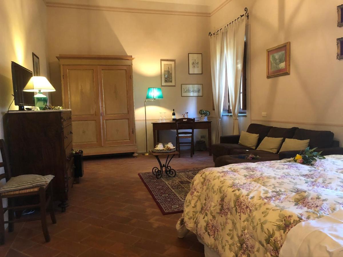 La Cantina Relais - Fattoria Il Cipresso อาเรซโซ ภายนอก รูปภาพ