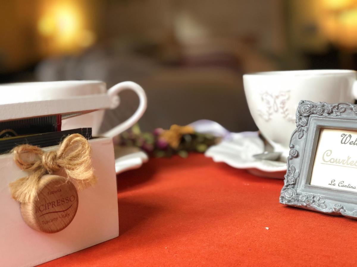 La Cantina Relais - Fattoria Il Cipresso อาเรซโซ ภายนอก รูปภาพ
