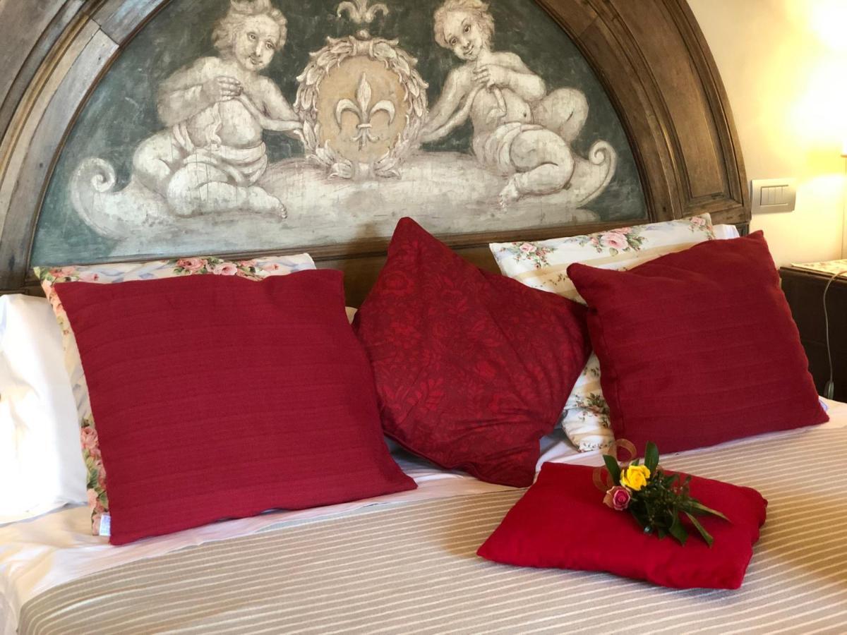 La Cantina Relais - Fattoria Il Cipresso อาเรซโซ ภายนอก รูปภาพ